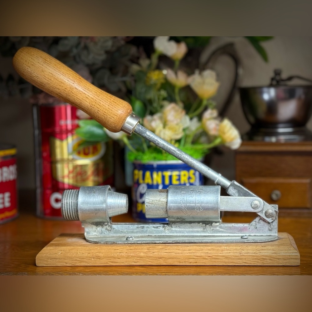 Mid-Century Vintage Reed’s Rocket Pecan Nut Cracker